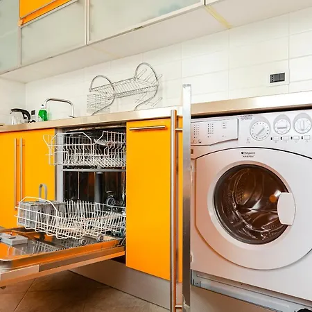 Apartment Large Studio Flat With Private Car Park Bologna