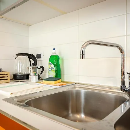 Large Studio Flat With Private Car Park