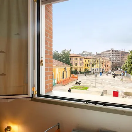 Large Studio Flat With Private Car Park Apartment *